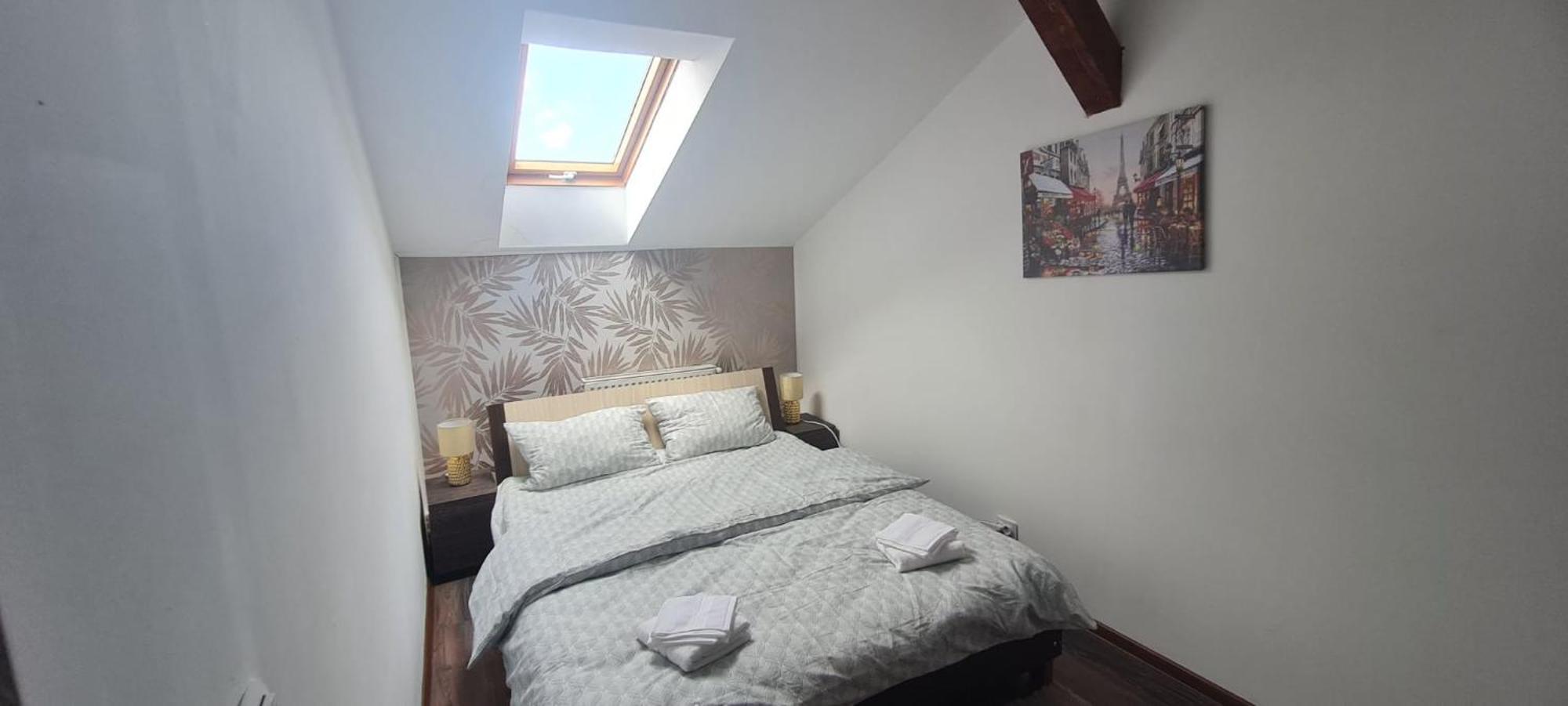 Cosy 2 Bedroom Apartment In New Town Брашов Екстериор снимка